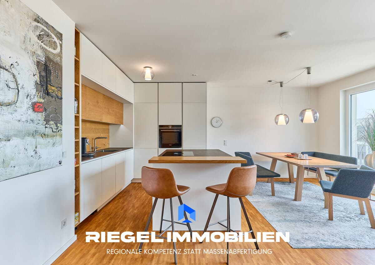 Wohnen, wo andere Urlaub machen ! Exklusives Penthouse mit Wasserblick, Speyer
