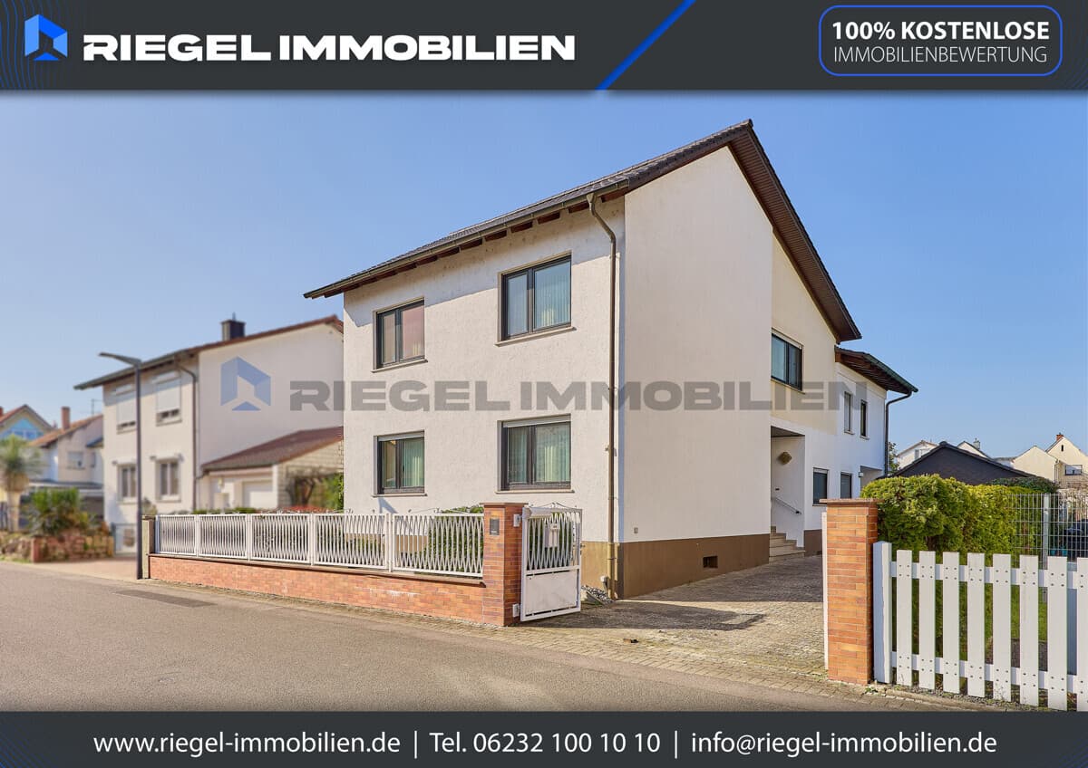Platz für Familie & Garten– Wohnhaus in Top-Lage auf einem 975 m² gr. Grundstück, Lingenfeld
